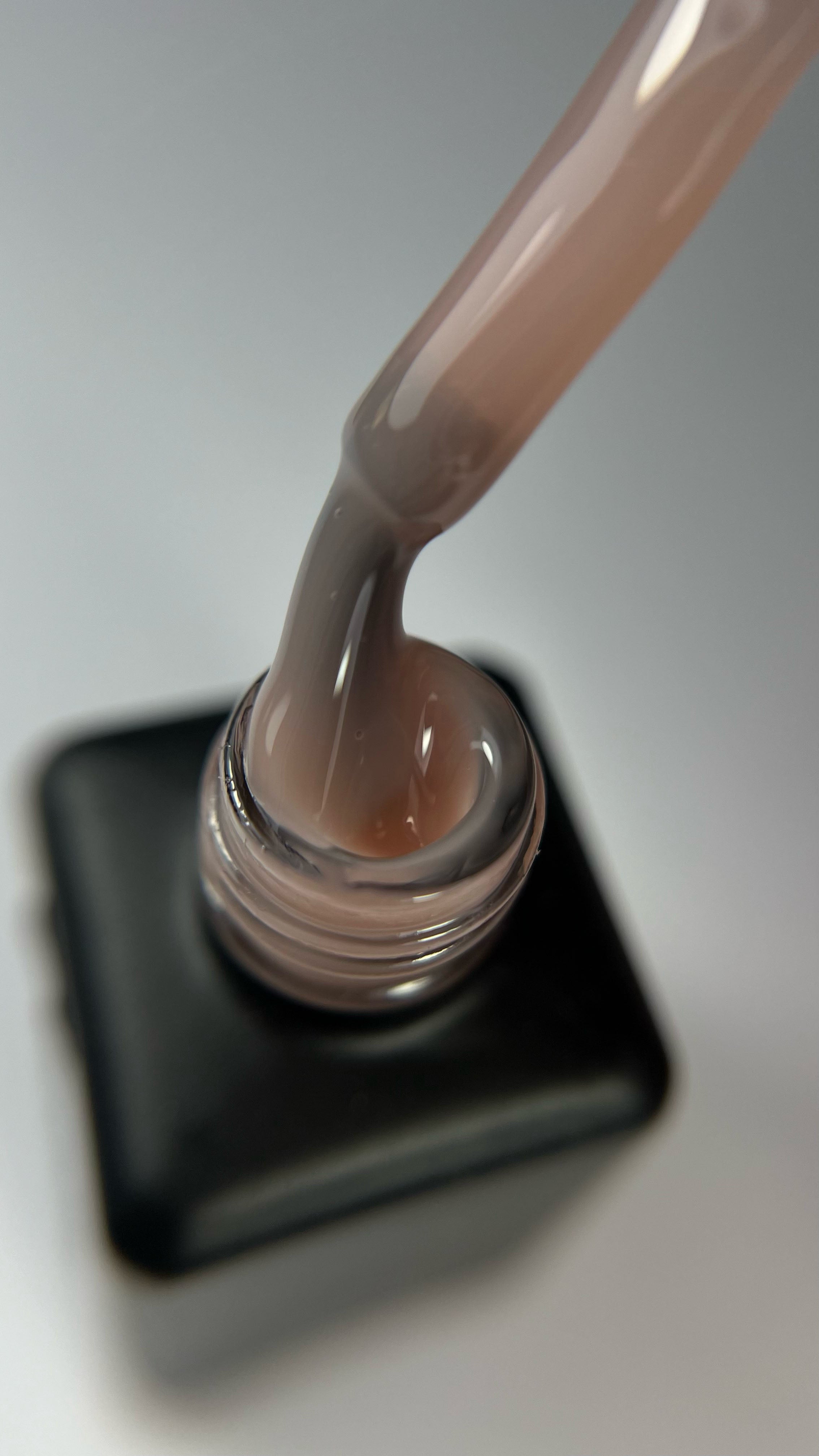 Goma, construcción, natural, beige, base híbrida nude - Fuzzy API, 30 g