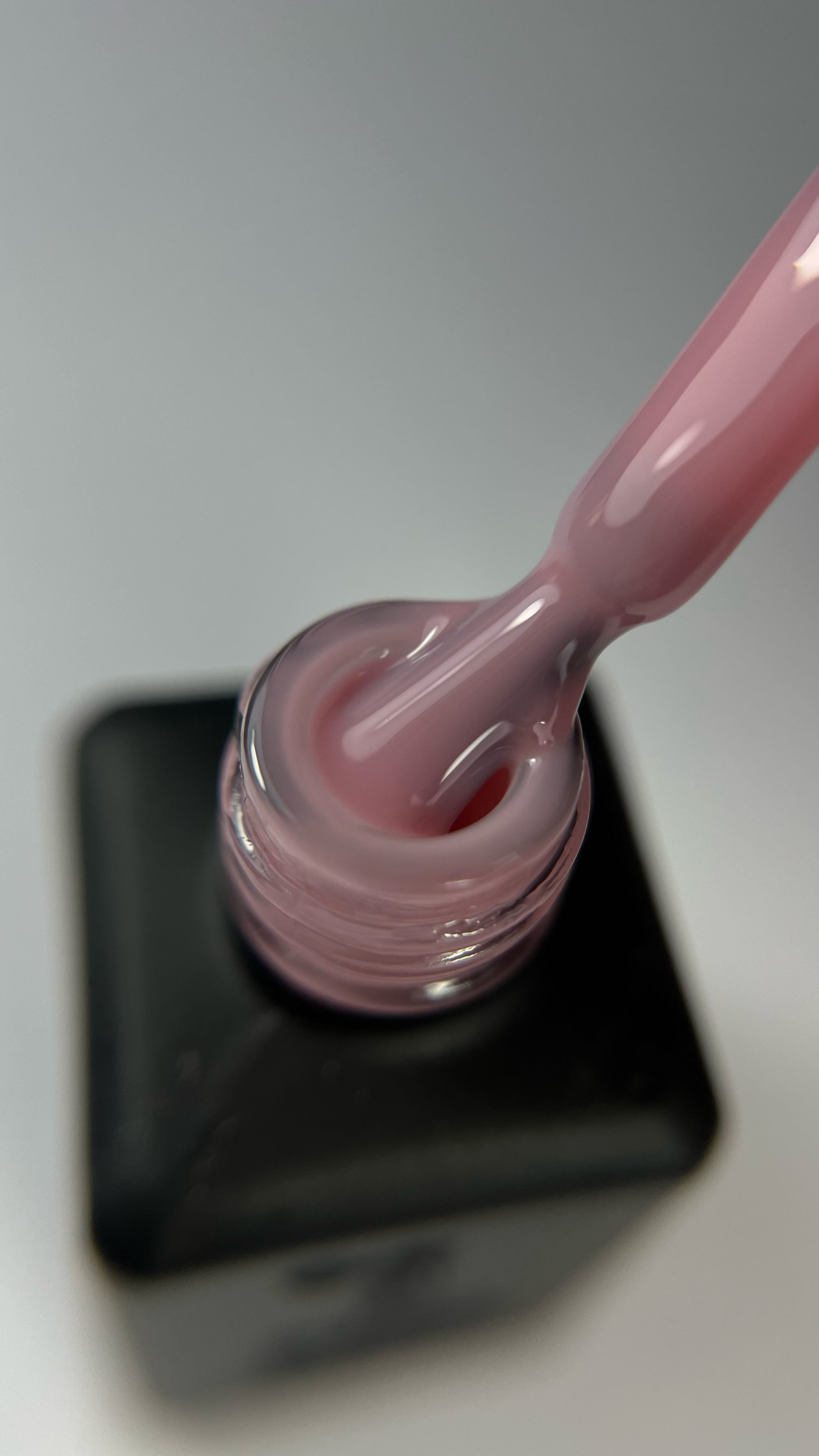 Goma, construcción, base híbrida rosa, color carne - Rose Buff API, 30 g
