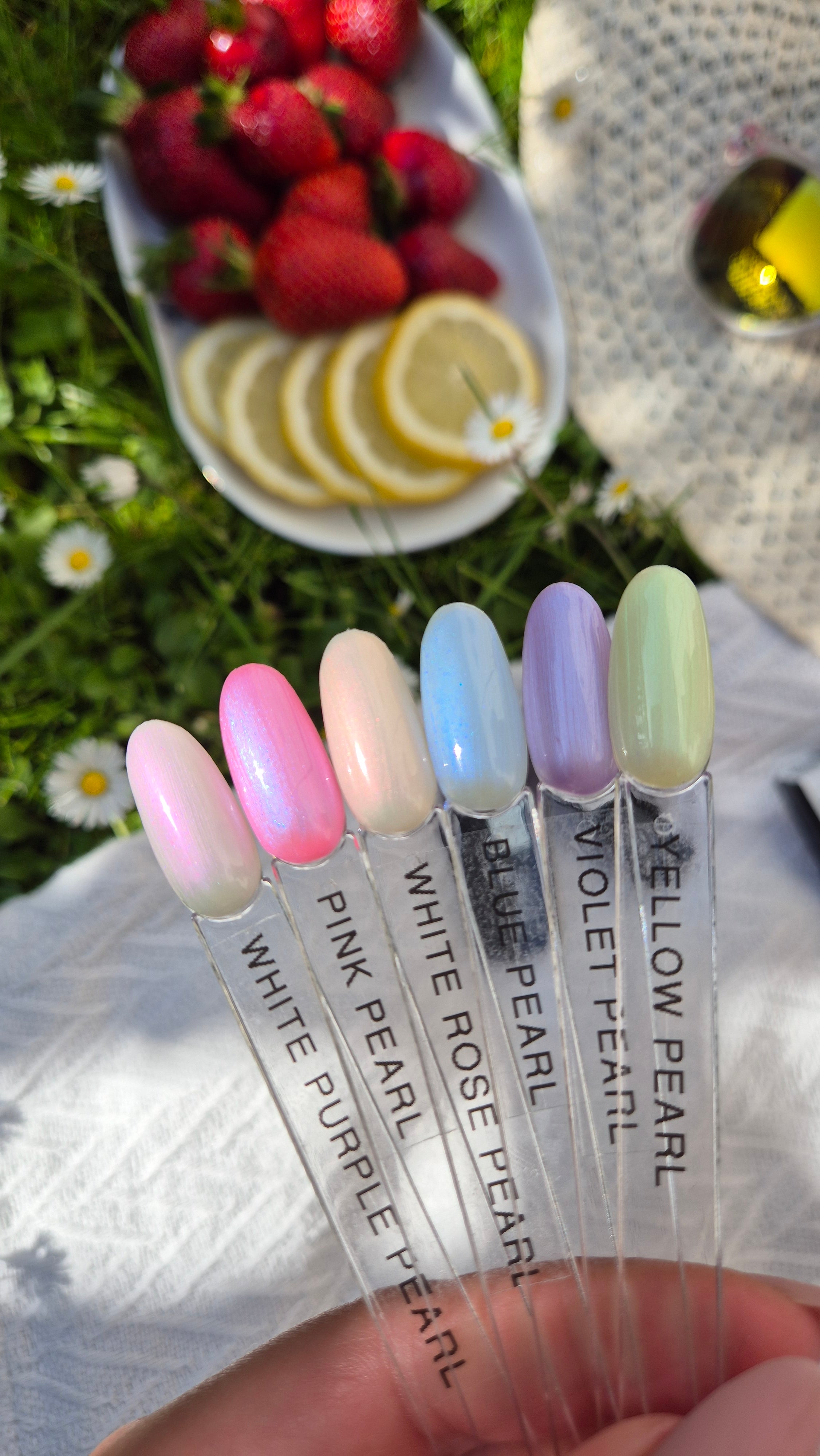 Gel Nail Polish - Blue Pearl, 3 ml