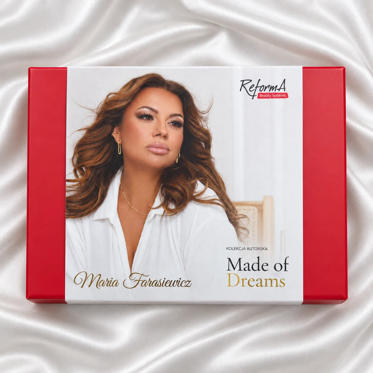 Made Of Dreams Collection - closed magnetic gift box, front view, ReformA