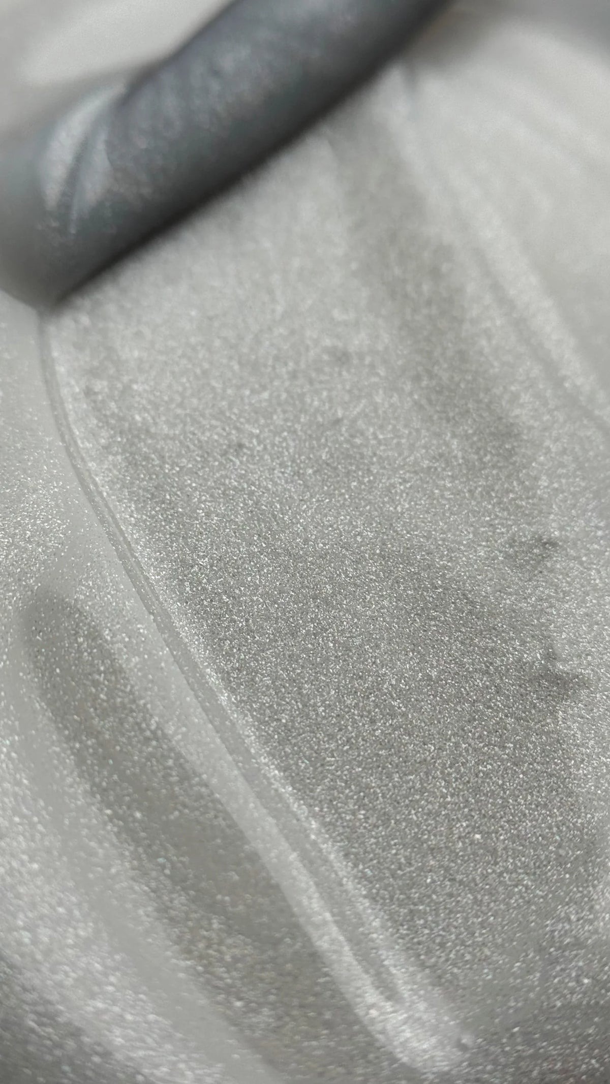 Liquid Acrylic Gel - Opaline, 15 g - colour and texture close-up, liquid acrylic gel ReformA